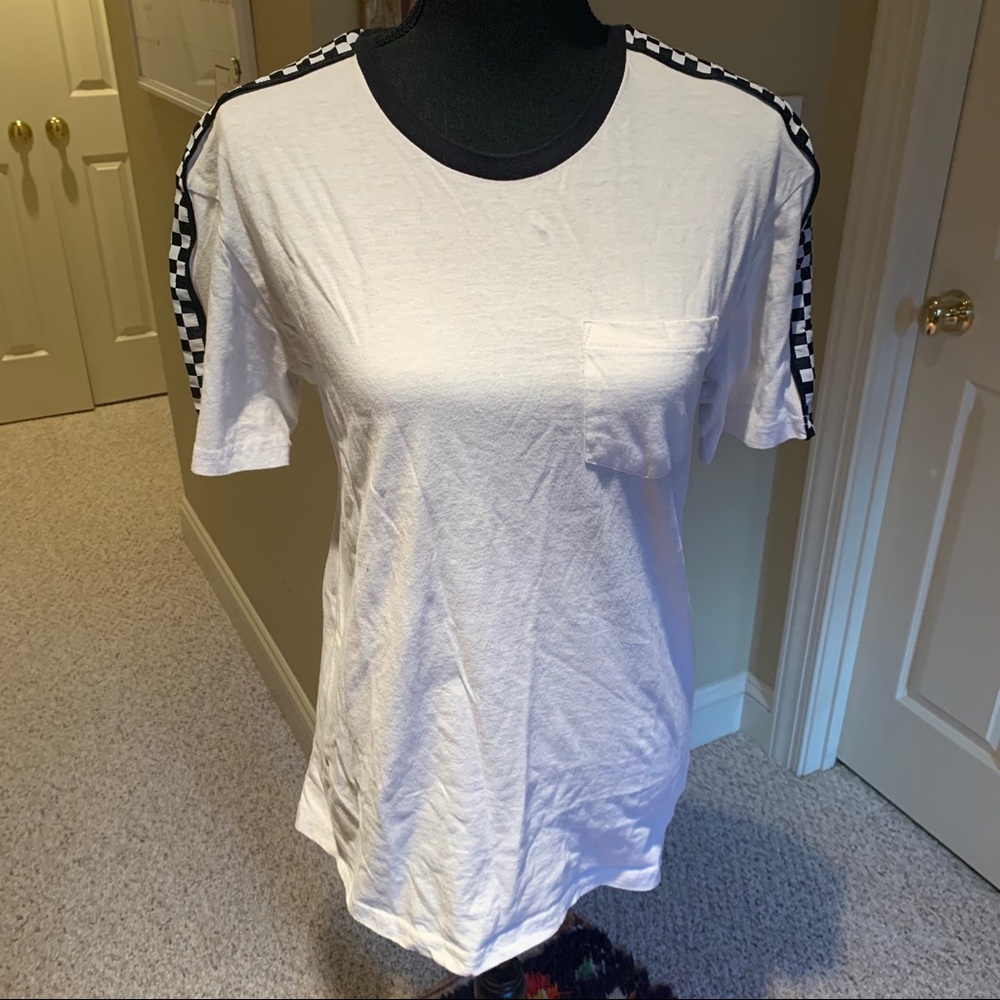 Checkered Tee - Picture 3 of 7